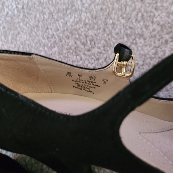 Bundle of Vintage Style Heels/Flats (EUC)! - Picture 8 of 13